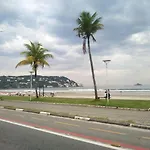 Apto C Piscina E Wifi Na Praia Da Enseada -Guaruja